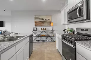 8560 Dunnstown Dr, Fort Worth, TX 76131 - Photo 9