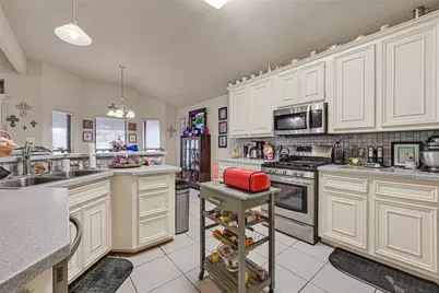 5112 Bayou Drive, Dickinson, TX 77539 - Photo 11