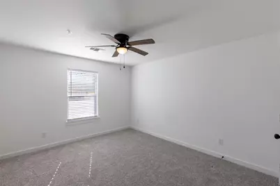 3626 Marshall Street #Unit D, Greenville, TX 75401 - Photo 17