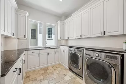 2210 Boll Street, Dallas, TX 75204 - Photo 13