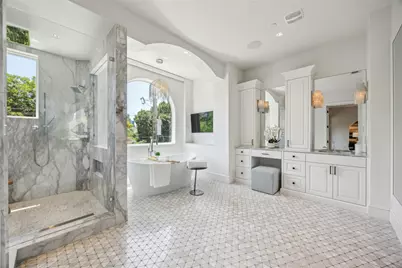 2210 Boll Street, Dallas, TX 75204 - Photo 11