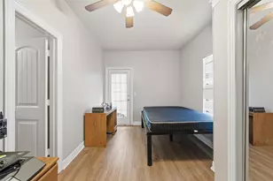 2410 S 2nd St, Waco, TX 76706 - Photo 27