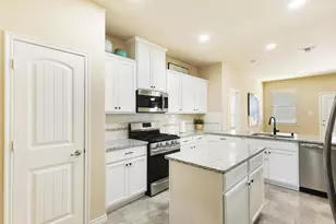 2109 Lake Hawthorne Trl, Little Elm, TX 75068 - Photo 11