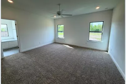 6037 Amber Drive, Sanger, TX 76266 - Photo 19