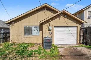 10328 Chelmsford Dr, Dallas, TX 75217 - Photo 23