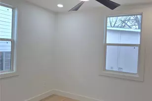 710 S Glasgow Dr, Dallas, TX 75223 - Photo 13