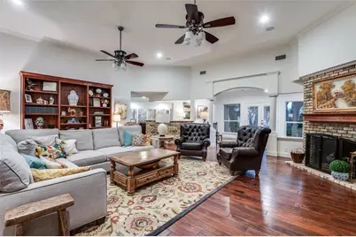 1114 Country Club Court, Mansfield, TX 76063 - Photo 3