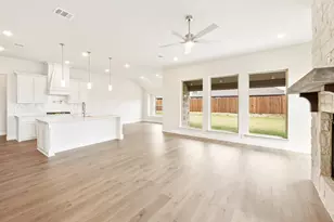 1617 Community Dr, Cedar Hill, TX 75116 - Photo 15