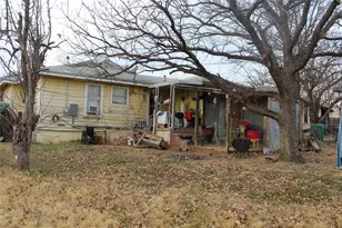 2006 20th St, Mineral Wells, TX 76067 - Photo 7