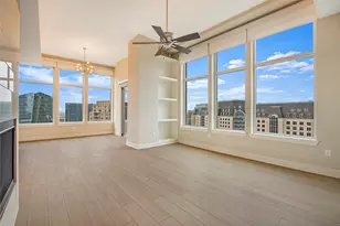 2212 McKinney Ave, Dallas, TX 75201 - Photo 3