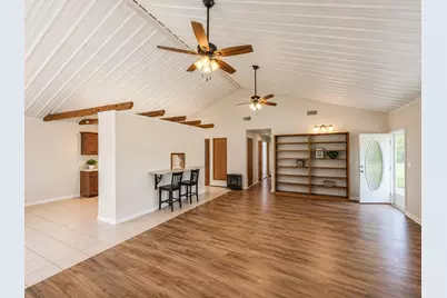 140 Pecan Street, Blossom, TX 75416 - Photo 7