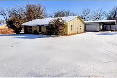 140 Pecan Street, Blossom, TX 75416 - Photo 15