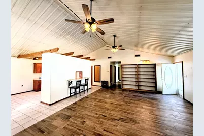 140 Pecan Street, Blossom, TX 75416 - Photo 5