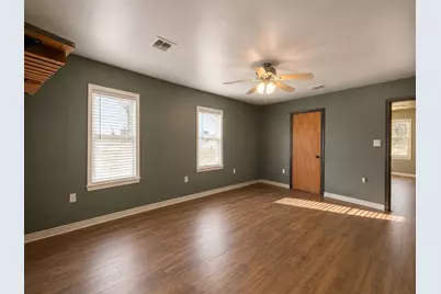 140 Pecan Street, Blossom, TX 75416 - Photo 11