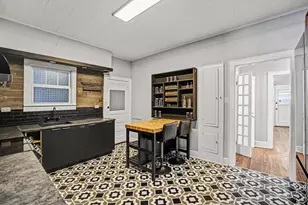 605 W Crockett St, Ennis, TX 75119 - Photo 15