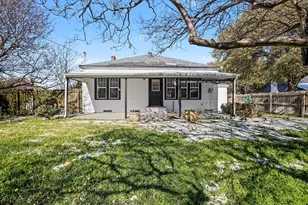 605 W Crockett St, Ennis, TX 75119 - Photo 27