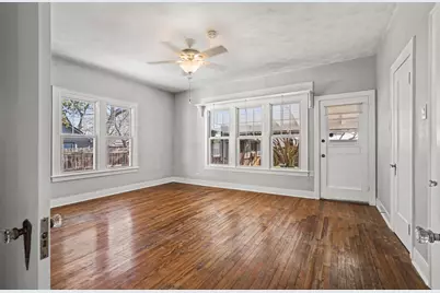 605 W Crockett Street, Ennis, TX 75119 - Photo 23