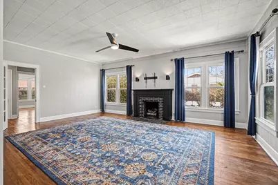 605 W Crockett Street, Ennis, TX 75119 - Photo 13