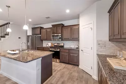 1037 Gillespie Drive, Justin, TX 76247 - Photo 5