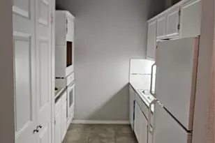 9600 Royal Ln, Dallas, TX 75243 - Photo 9