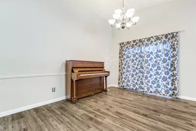 2038 Christie Lane, Carrollton, TX 75007 - Photo 7