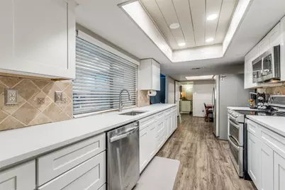 2038 Christie Lane, Carrollton, TX 75007 - Photo 9