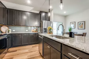 204 Walnut St, Whitesboro, TX 76273 - Photo 13