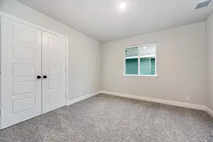 204 Walnut St, Whitesboro, TX 76273 - Photo 21