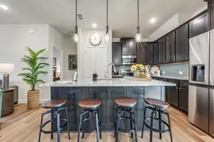 204 Walnut St, Whitesboro, TX 76273 - Photo 15