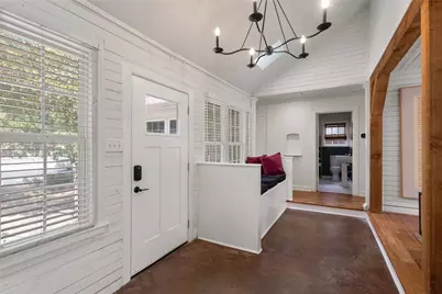 619 N Hampton Road, Dallas, TX 75208 - Photo 3