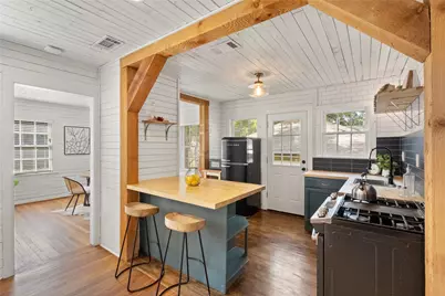 619 N Hampton Road, Dallas, TX 75208 - Photo 7