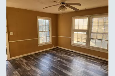 935 E Washington Street, Paris, TX 75460 - Photo 3