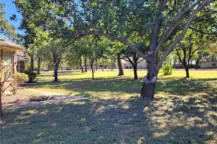 123 Park Ln, Golinda, TX 76655 - Photo 3