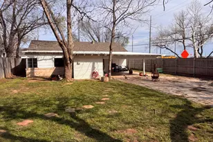 2628 Cravens Rd, Fort Worth, TX 76112 - Photo 37