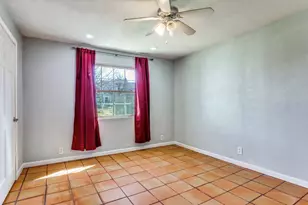 303 S Russell St, Alvarado, TX 76009 - Photo 15