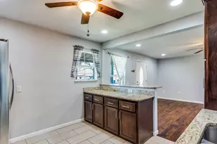 303 S Russell St, Alvarado, TX 76009 - Photo 9