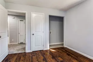 303 S Russell St, Alvarado, TX 76009 - Photo 19