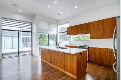 2319 Rusk Court, Dallas, TX 75204 - Photo 9