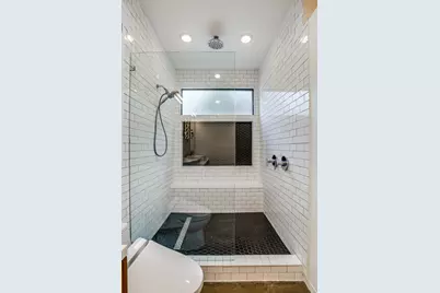 2319 Rusk Court, Dallas, TX 75204 - Photo 7