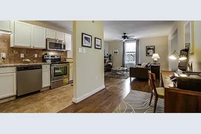 407 S Windomere Avenue #A, Dallas, TX 75208 - Photo 1