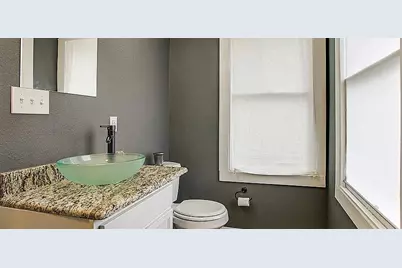 407 S Windomere Avenue #A, Dallas, TX 75208 - Photo 9