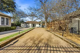 904 Clermont Ave, Dallas, TX 75223 - Photo 35