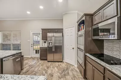 3005 Stroll Drive, Granbury, TX 76049 - Photo 11