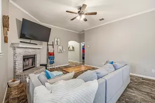 3005 Stroll Dr, Granbury, TX 76049 - Photo 7