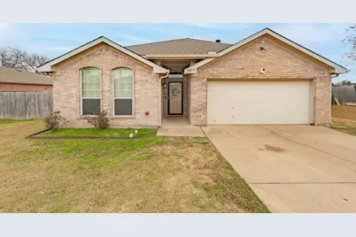 3005 Stroll Drive, Granbury, TX 76049 - Photo 3