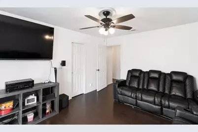 2906 Pacific Court, Irving, TX 75062 - Photo 21