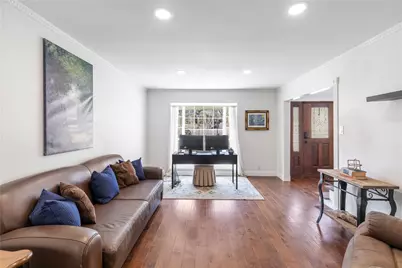 2906 Pacific Court, Irving, TX 75062 - Photo 19