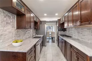 2906 Pacific Ct, Irving, TX 75062 - Photo 7