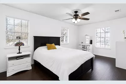 2906 Pacific Court, Irving, TX 75062 - Photo 23