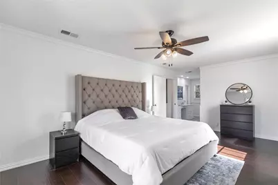 2906 Pacific Court, Irving, TX 75062 - Photo 13